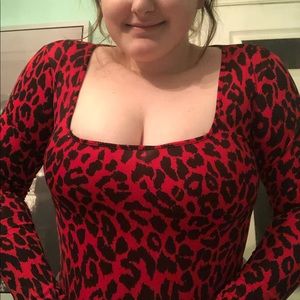 red square neck leopard print bodysuit